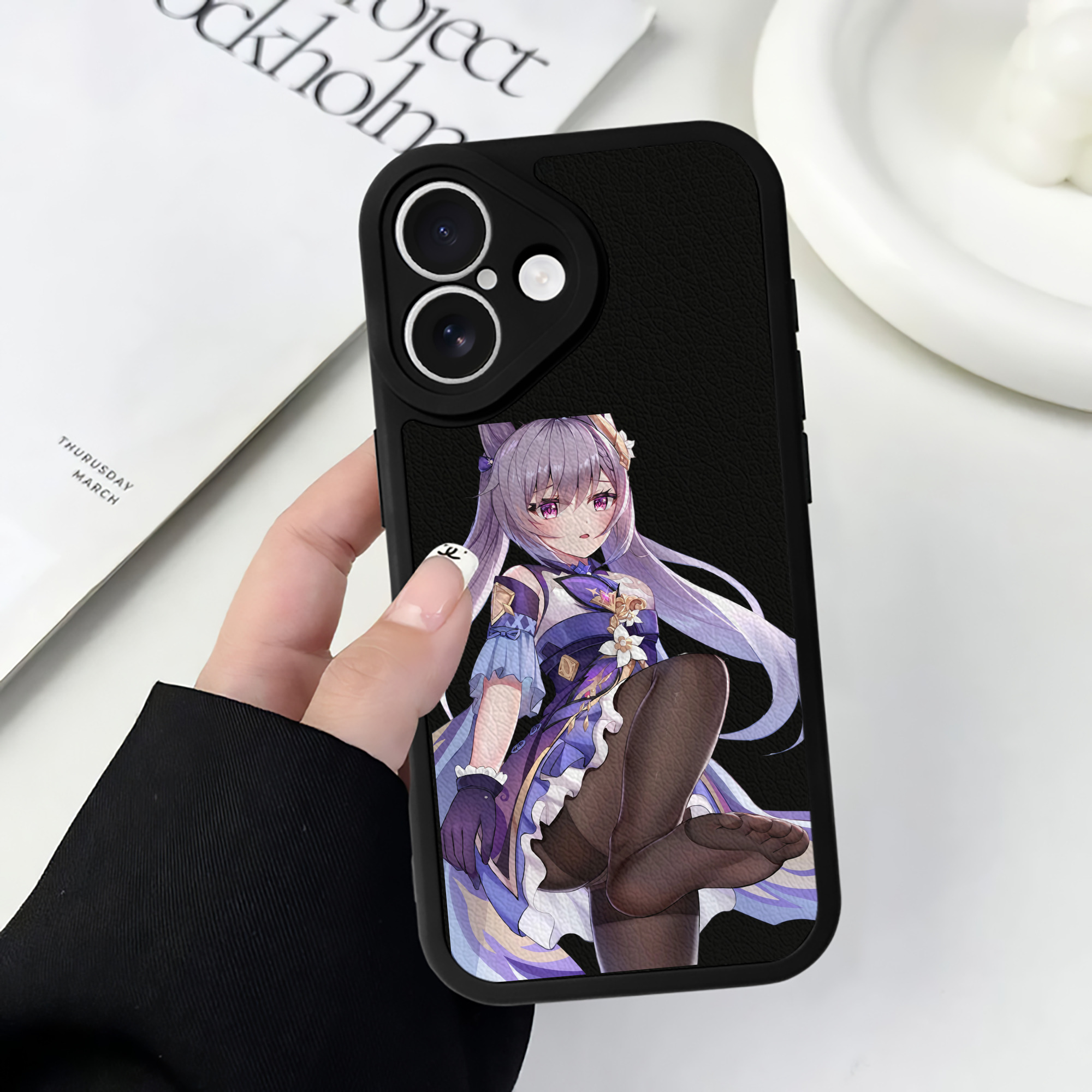 げんし神 刻晴 こくせい genshin Kokusei 【iPhone 16シリーズ対応】シリコンスマホケース（レザー調） 材質：シリコン
